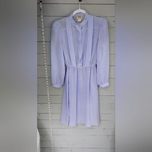 Elegant Lavender Long-Sleeve Dress